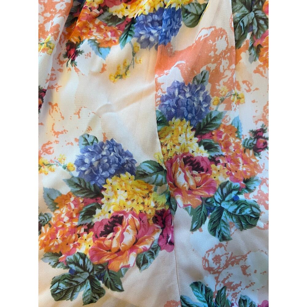 NWT Charlotte Russe Floral Cold Shoulder Romper XS Summer Shorts - Picture 4 of 13